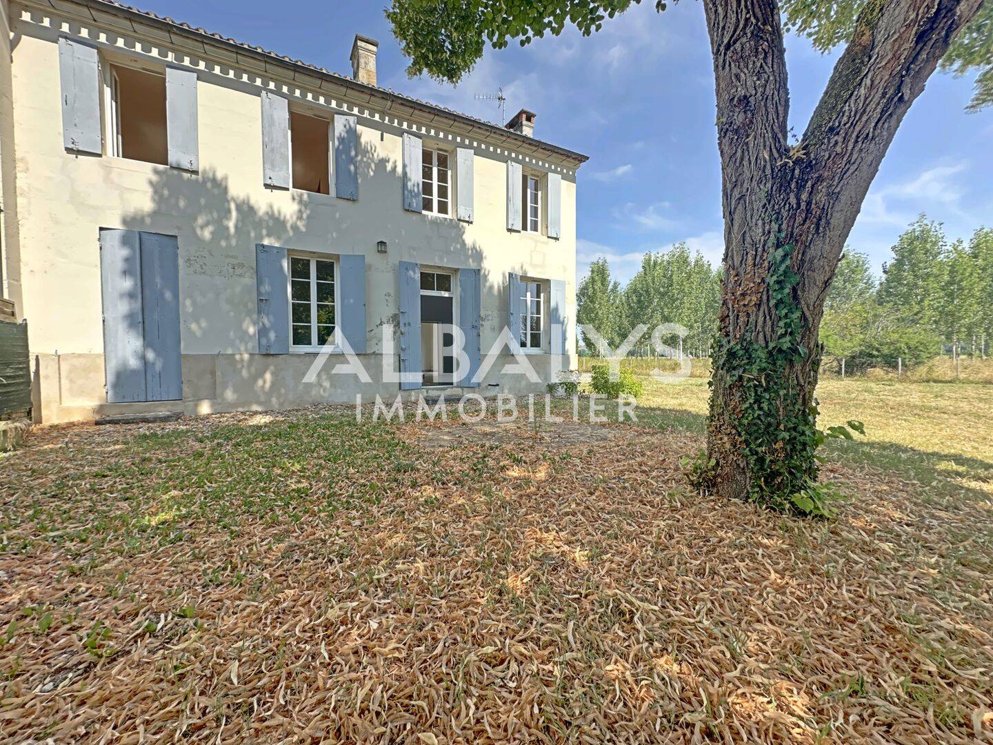 Maison 4 pièces 138 m² · à Arveyres · 137,6 m² · 1 035 €/mois