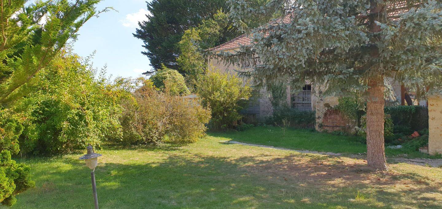 Maison 6 pièces 133 m² · à Fère-en-Tardenois · 133 m² · 142 000 €