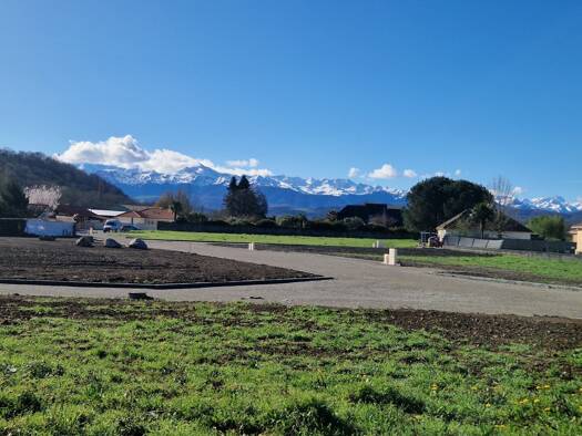 Terrain constructible viabilisé à vendre 68 000 € 594 m² de terrain Juillan 65290