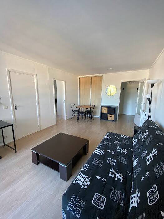 Appartement 2 pièces 49 m² · à Compiègne · 49 m² · 670 €