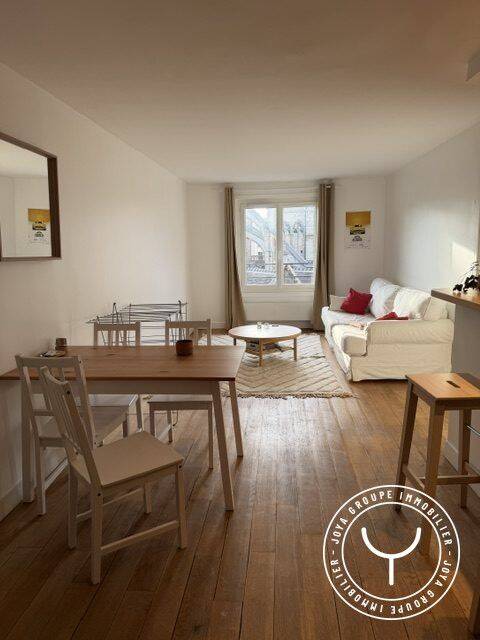 Appartement 3 pièces 65 m² · à Paris 5ème Arrondissement · 65,4 m² · 2 292 €/mois