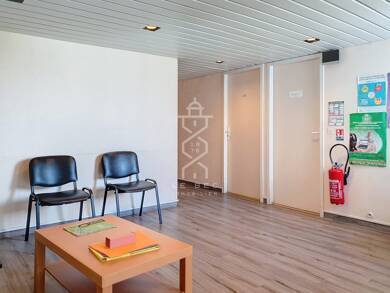 Espace bureau à vendre 190 700 € 94 m² de bureaux Lanester 56600