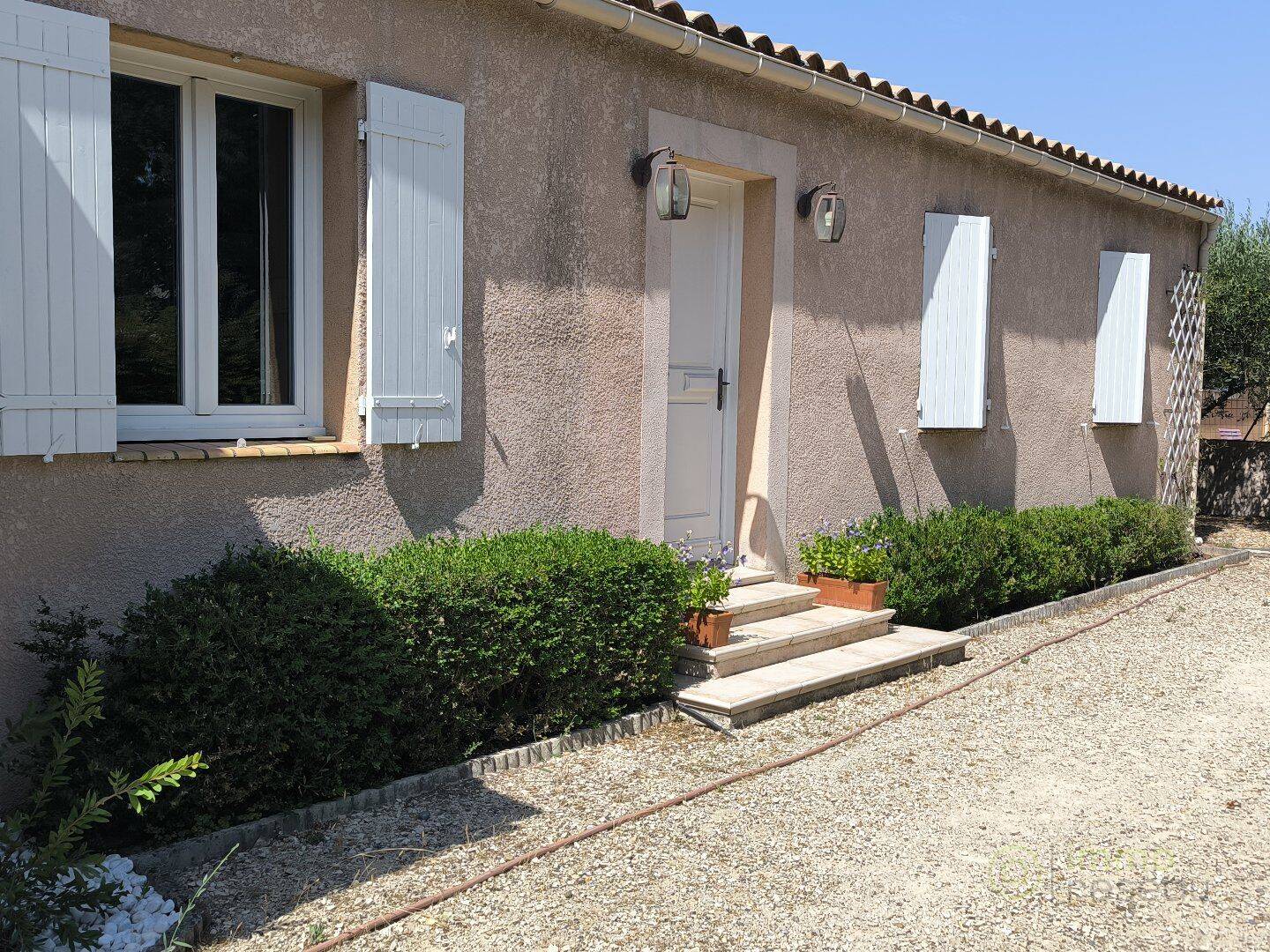 Maison 6 pièces 117 m² · à Sorgues · 117 m² · 367 500 €