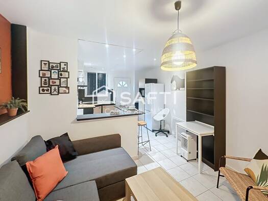 Appartement à louer - logement étudiant 780 € 1 pièce 25 m² RDC Vieille Ville-Cativel Gardanne 13120