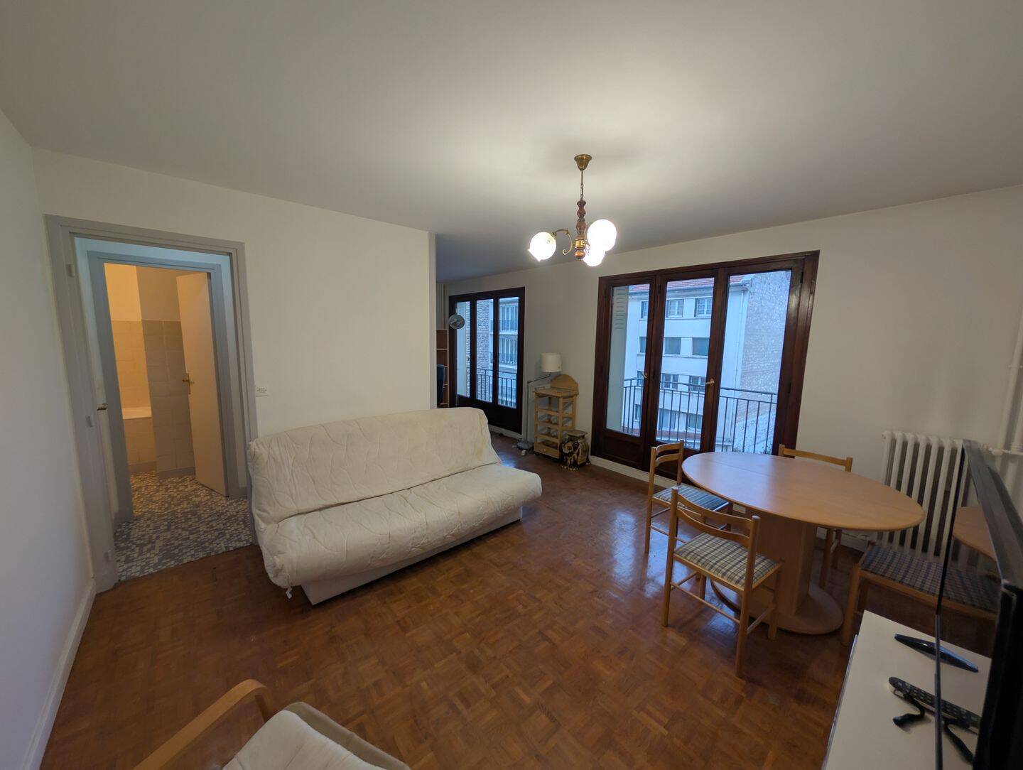 Appartement 2 pièces 44 m² · à Bourg la Reine · 43,5 m² · 1 250 €