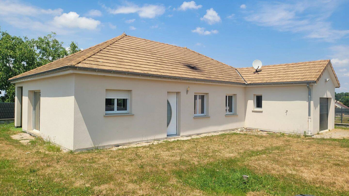 Maison 6 pièces 117 m² · à Lons-le-Saunier · 117 m² · 265 000 €