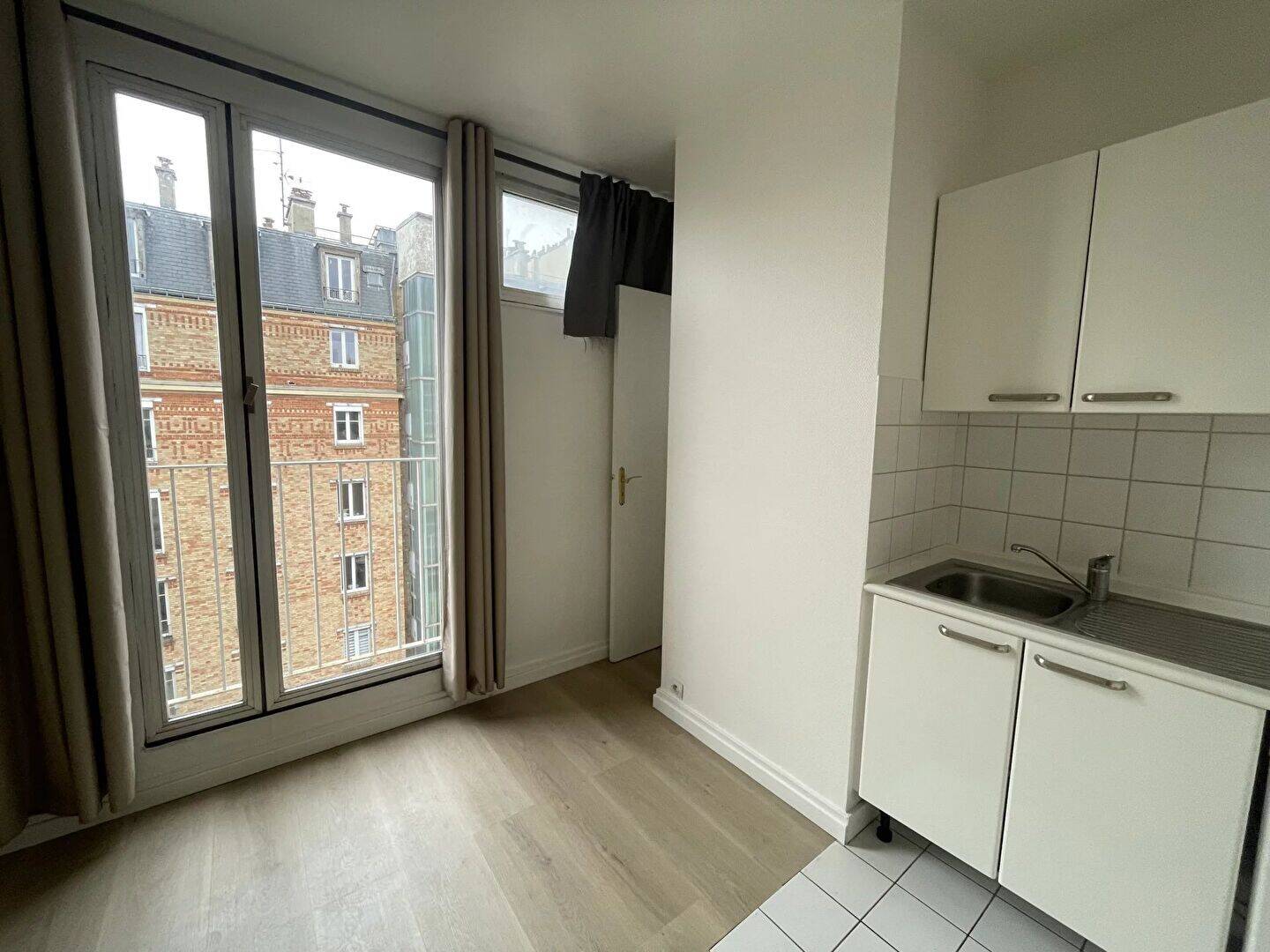 Appartement 1 pièce 14 m² · à Neuilly-sur-Seine · 14 m² · 750 €