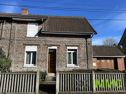 Maison à vendre 96 990 € 3 pièces 2 chambres 84,9 m² 267 m² de terrain Centre Isbergues 62330