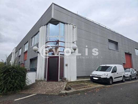 Espace bureau à louer 1 792 € 58 m² de bureaux divisible de 16 m² à 58 m² Nozay 91620