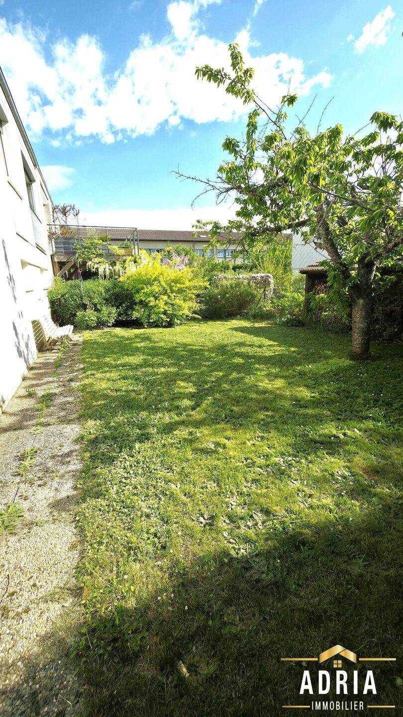 Maison 5 pièces 107 m² · à Moulins-lès-Metz · 107 m² · 242 000 €