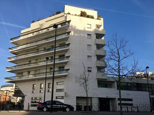 Appartement à louer 1 850 € 4 pièces 3 chambres 88 m² -4ème sous-sol Saint Quentin Montigny-le-Bretonneux 78180