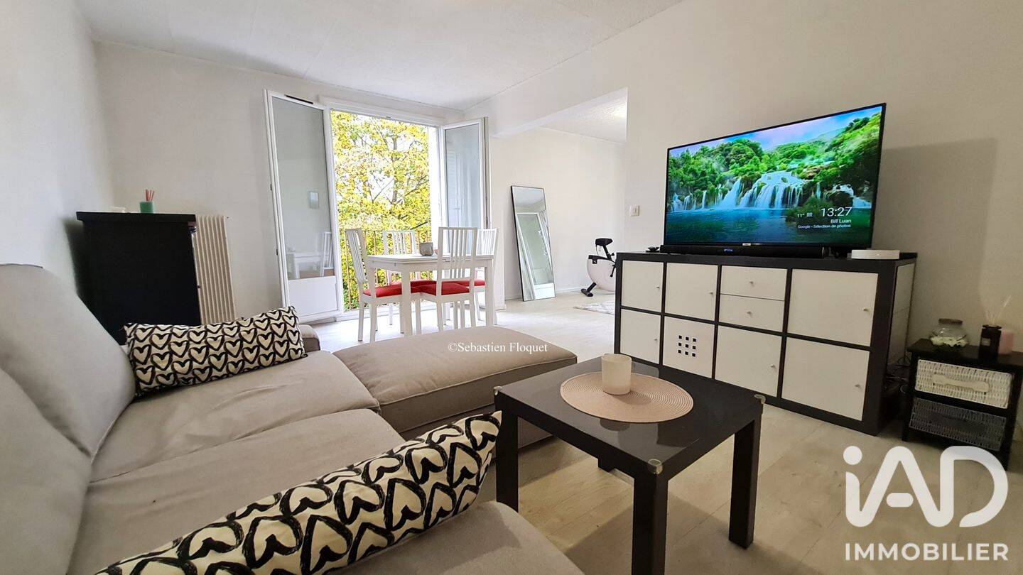 Appartement 5 pièces 90 m² · à Neuville-aux-Bois · 90 m² · 99 000 €