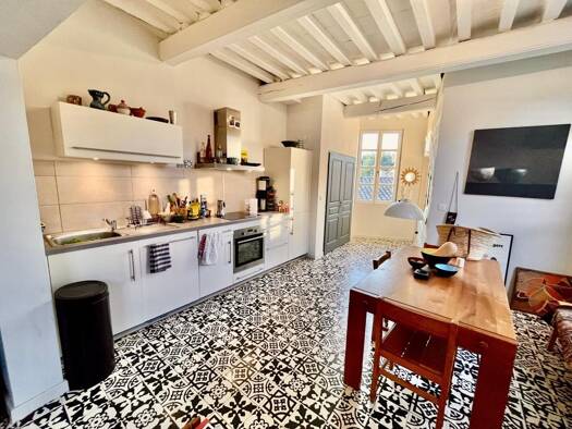 Duplex à vendre 269 000 € 3 pièces 2 chambres 77 m² Étage 2/2 Centre Est Uzès 30700