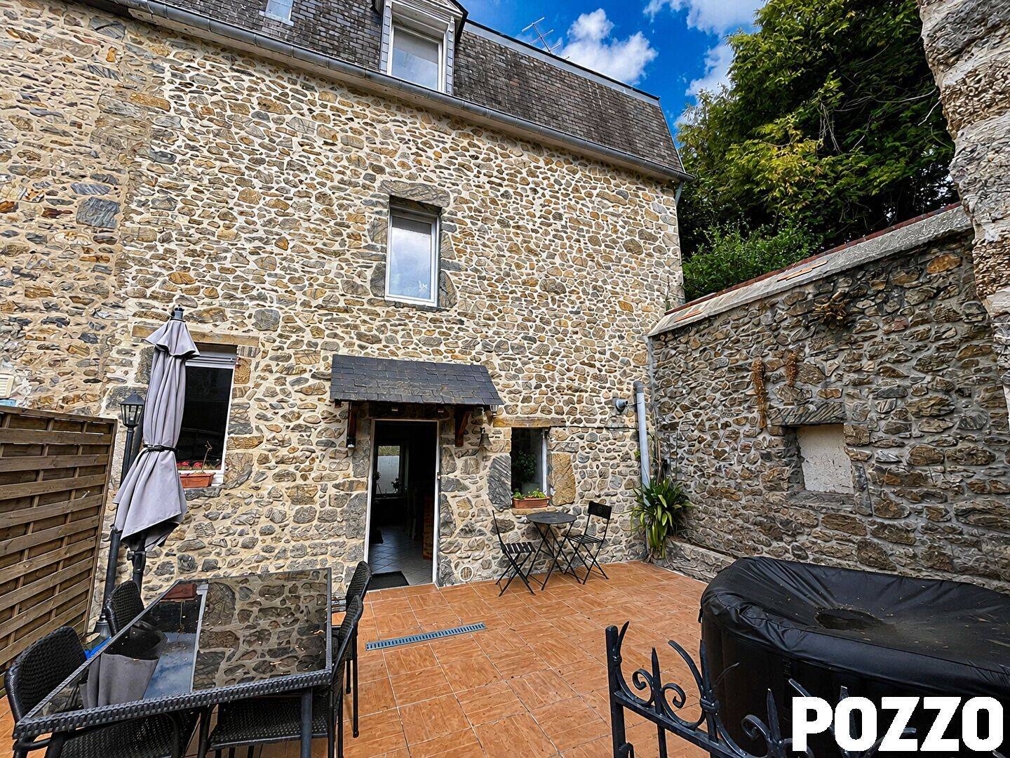 Maison 5 pièces 100 m² · à Coutances · 100 m² · 179 000 €