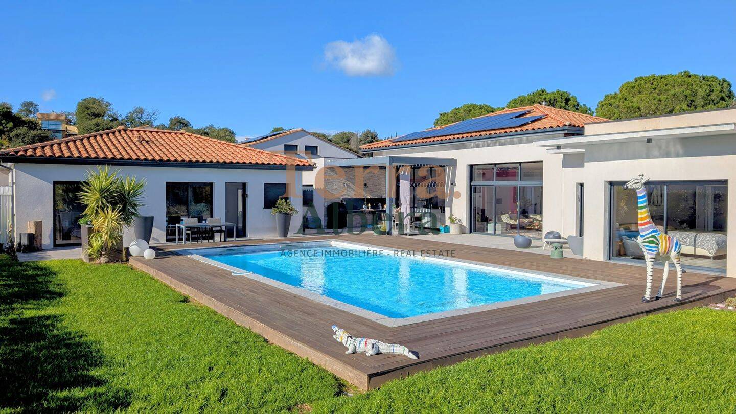 Maison 8 pièces 260 m² · à Laroque-des-Albères · 260 m² · 1 199 000 €