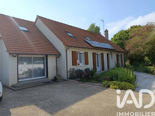 Maison à vendre 264 000 € 10 pièces 7 chambres 217 m² 3 394 m² de terrain Beuxes 86120