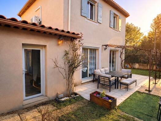 Villa à vendre 498 000 € 5 pièces 4 chambres 103 m² 200 m² de terrain Calas Cabriès 13480