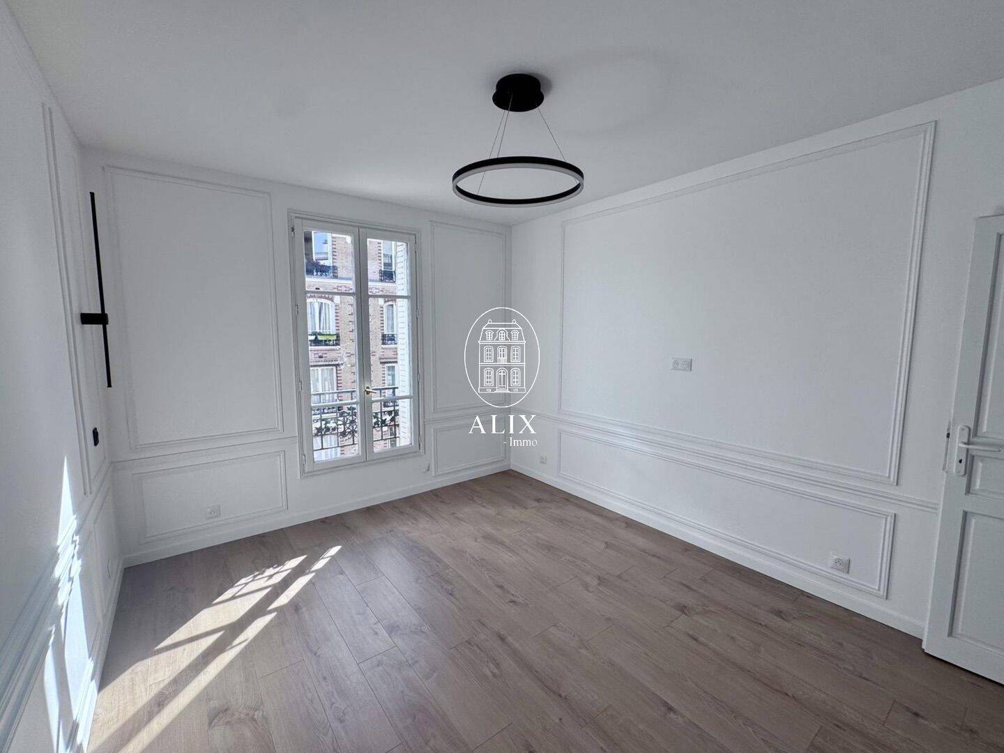 Appartement 2 pièces 31 m² · à Saint-Ouen-sur-Seine · 31 m² · 235 000 €