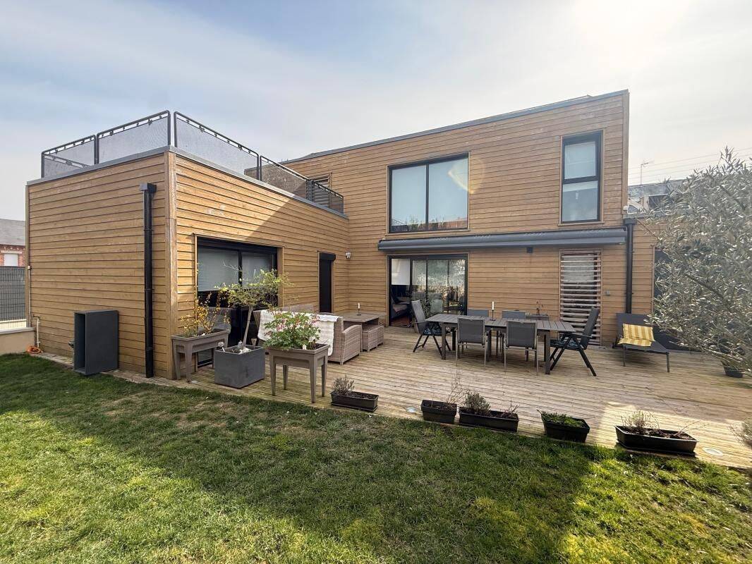 Maison 4 pièces 185 m² · à Saint-Quentin · 185 m² · 364 500 €