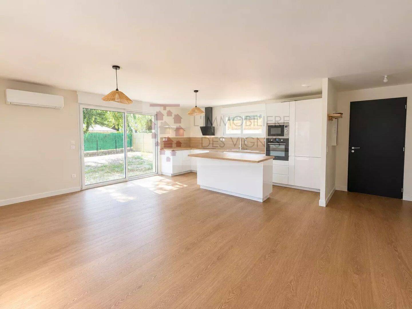 Maison 4 pièces 82 m² · à Saint-Médard-d'Eyrans · 82 m² · 343 000 €