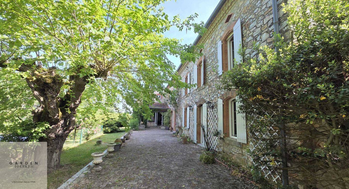 Maison 12 pièces 476 m² · à Revel · 476 m² · 567 000 €