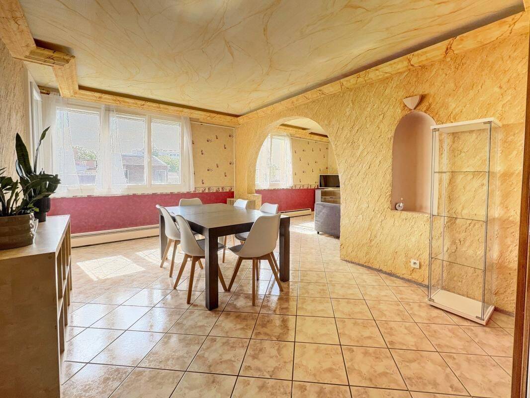 Appartement 4 pièces 74 m² · à Chenôve · 74 m² · 82 000 €