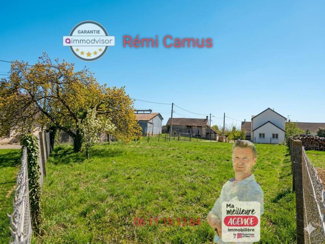 Terrain de 685 m² à Émancé - photo 2