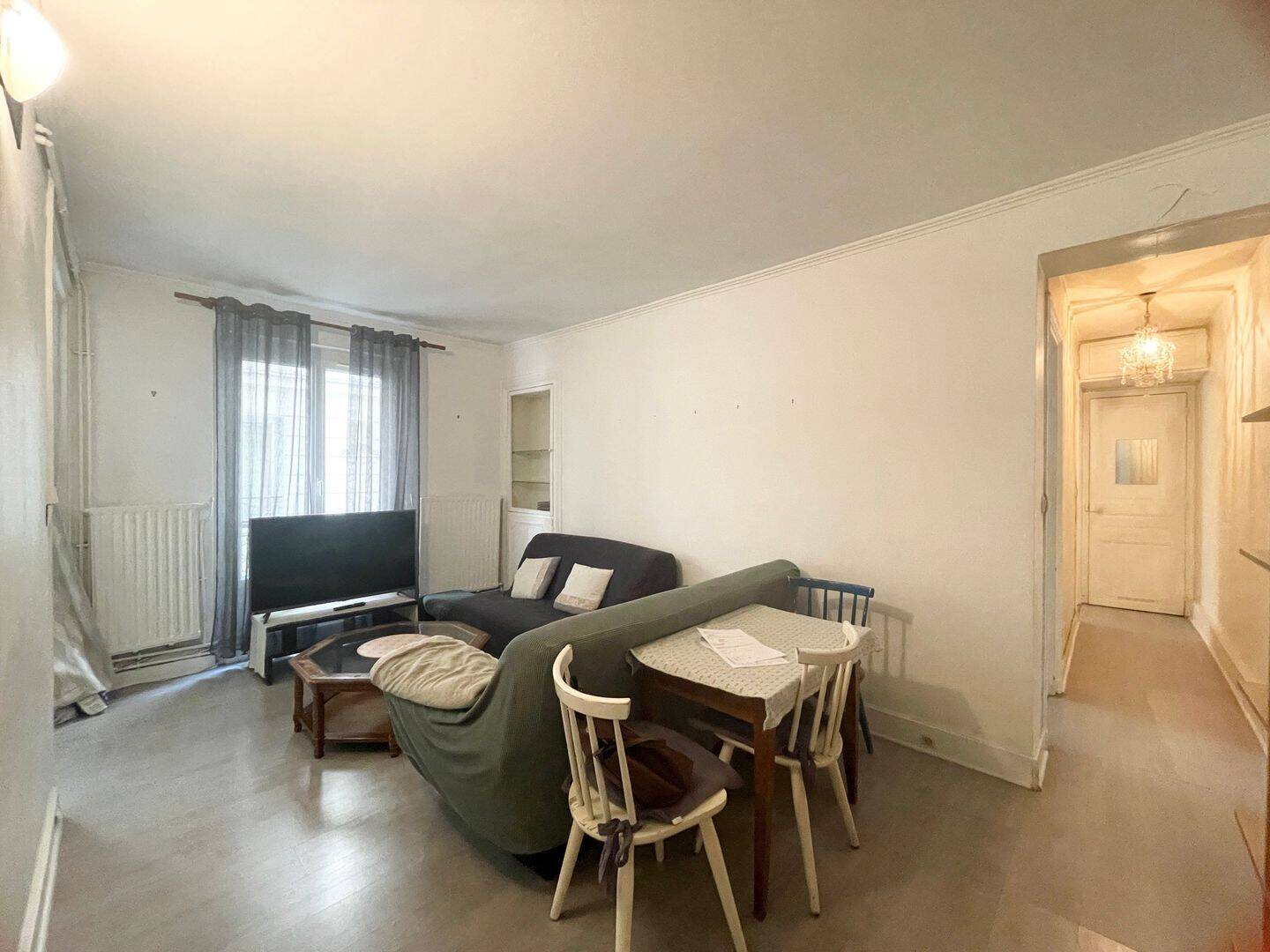 Appartement 3 pièces 56 m² · à Paris 17ème Arrondissement · 55,9 m² · 1 700 €