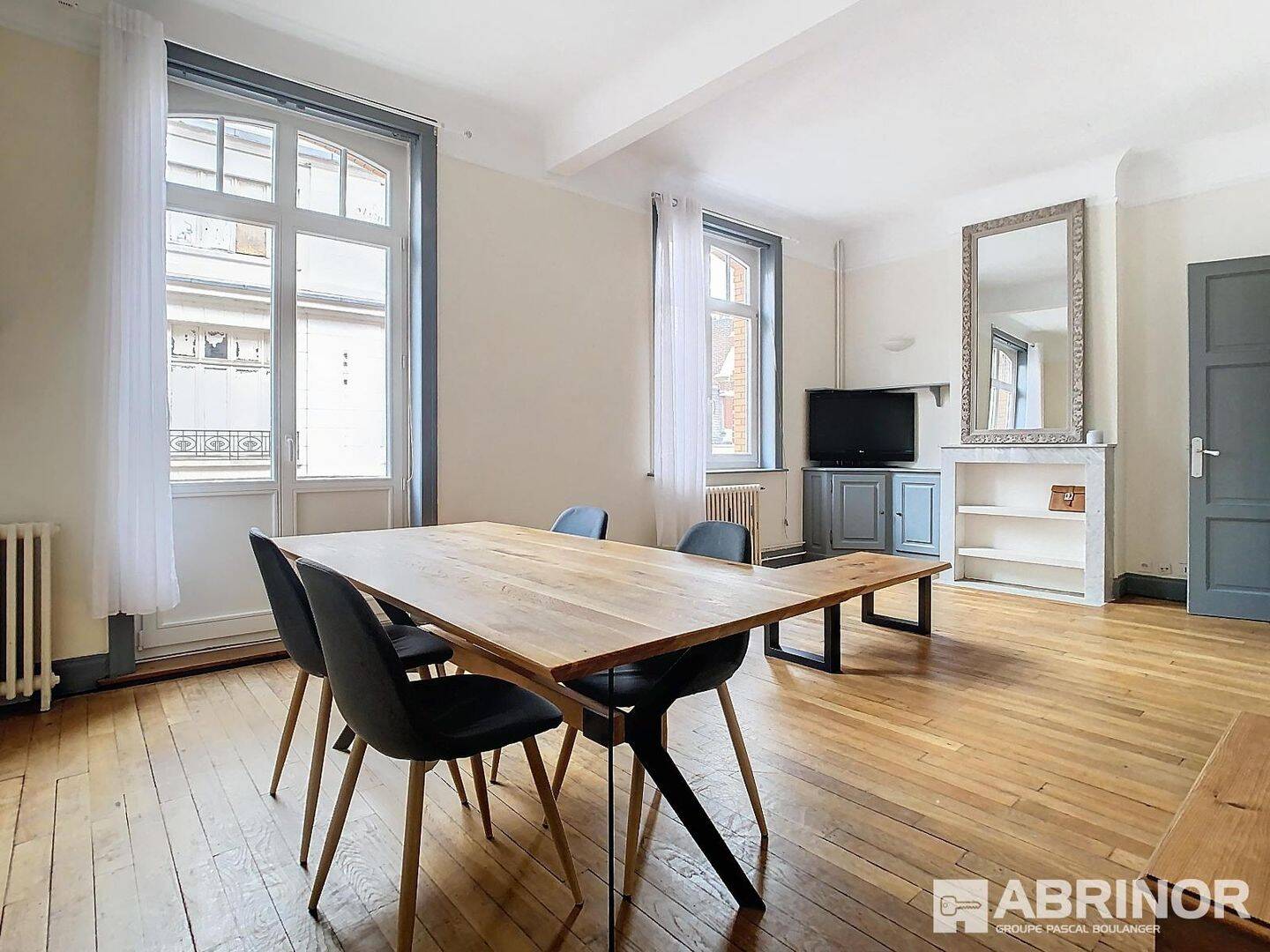 Appartement 3 pièces 75 m² · à Lille · 75,4 m² · 1 210 €