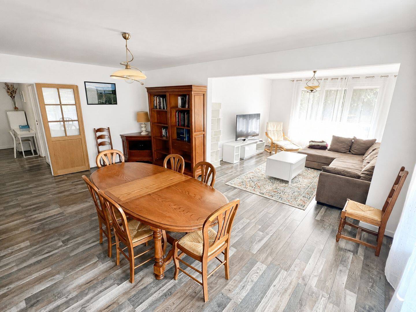 Appartement 6 pièces 147 m² · à Clermont-Ferrand · 147 m² · 1 750 €/mois