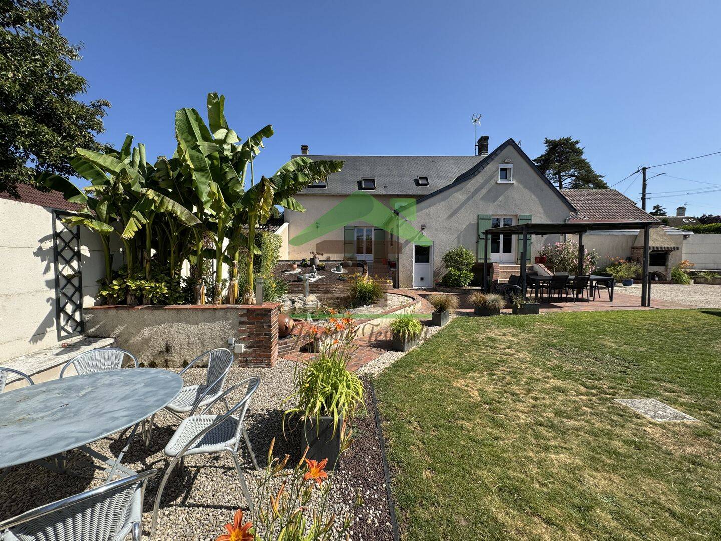 Maison 7 pièces 156 m² · à Châteaudun · 156 m² · 243 000 €