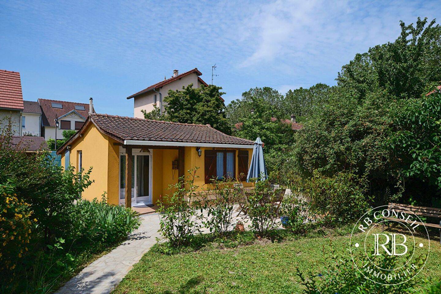 Maison 1 pièce 38 m² · à Antony · 38 m² · 950 €