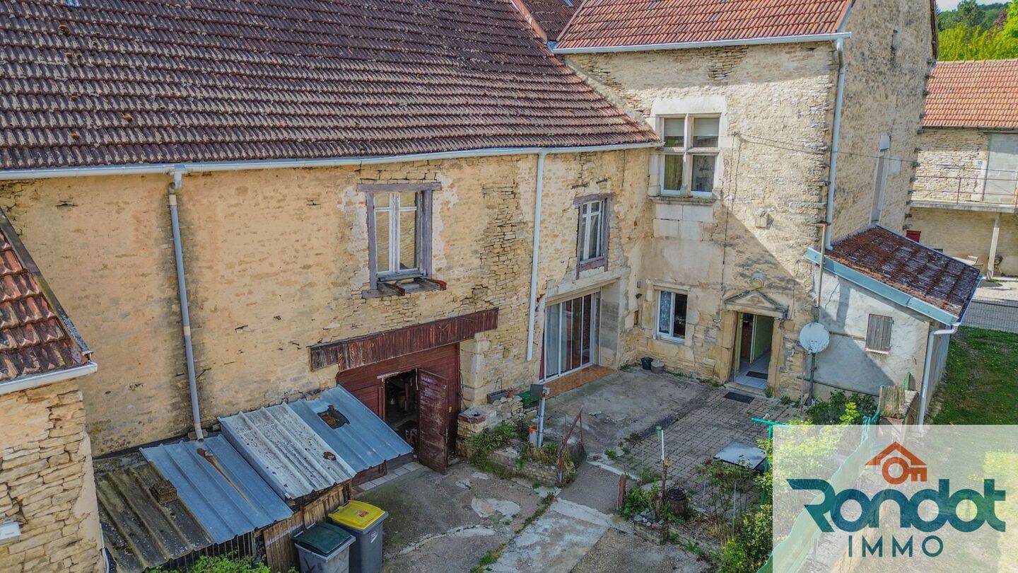 Maison 4 pièces 105 m² · à Selongey · 105 m² · 80 000 €