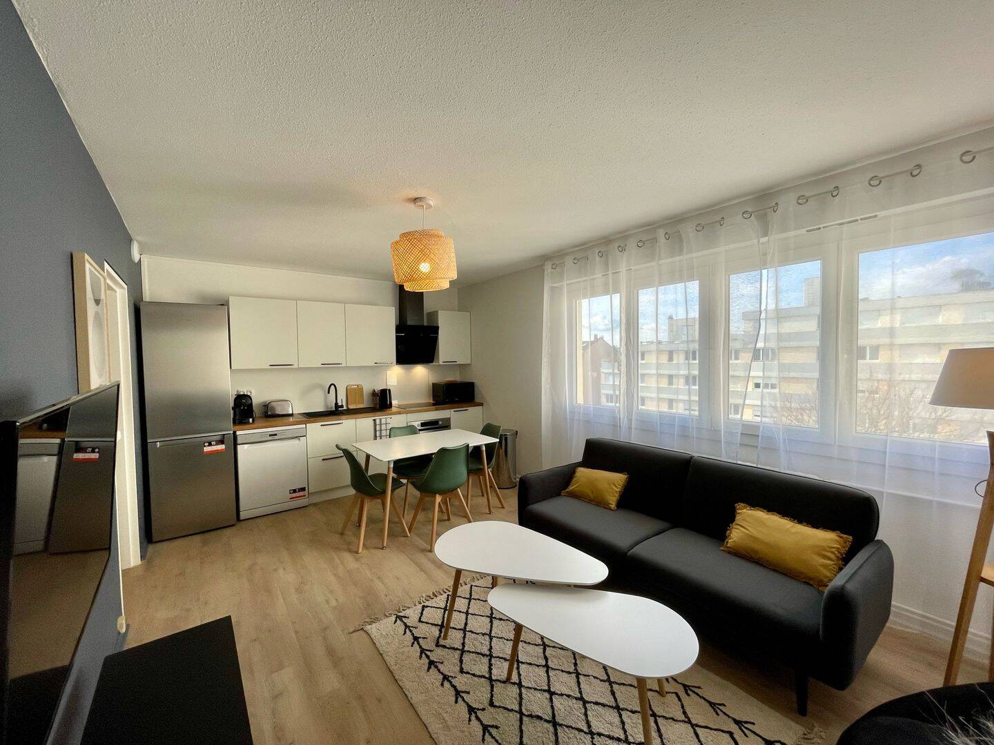1 pièce 63 m² · à Metz · 63 m² · 450 €