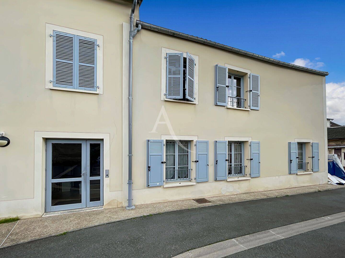 Appartement 3 pièces 65 m² · à Auvers-sur-Oise · 65 m² · 1 050 €