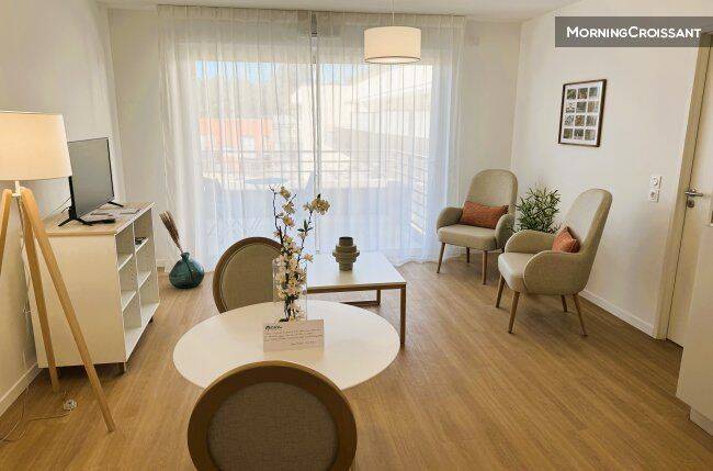 Appartement 1 pièce 45 m² · à Roquebrune-sur-Argens · 45 m² · 980 €