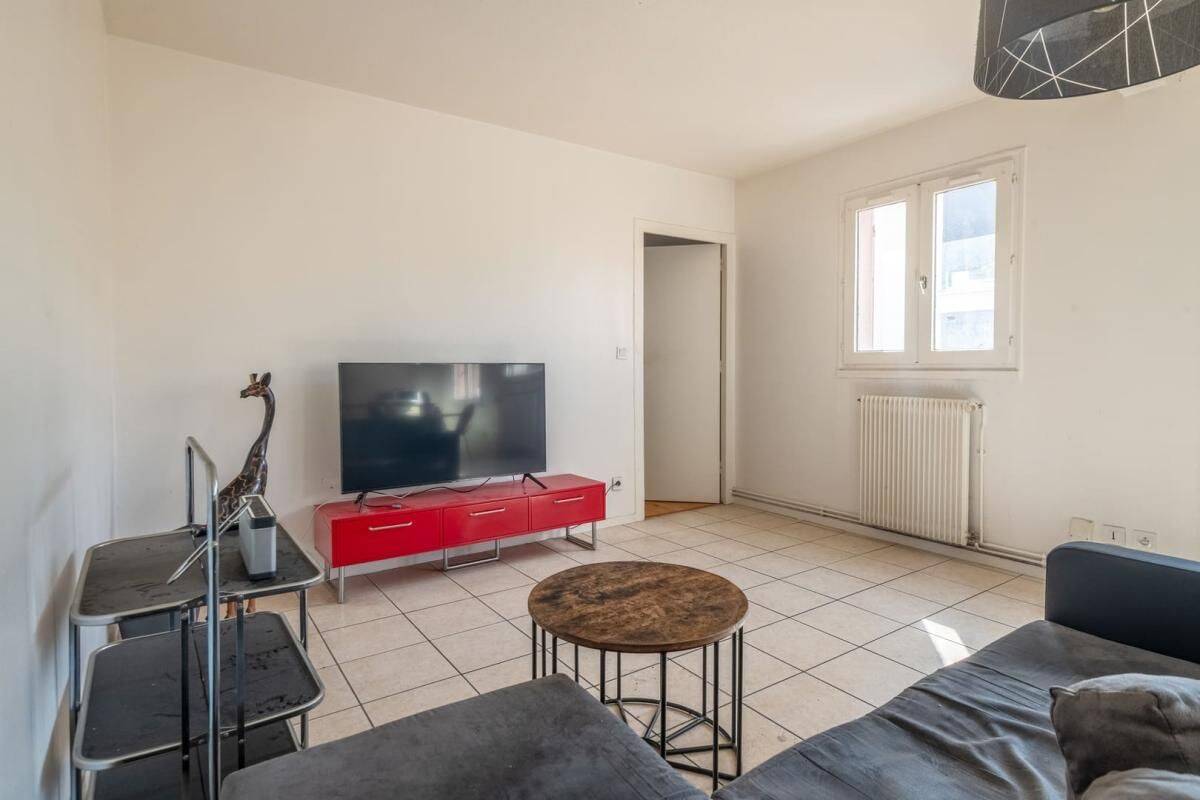 Appartement 5 pièces 92 m² · à Saint-Fons · 92 m² · 195 000 €