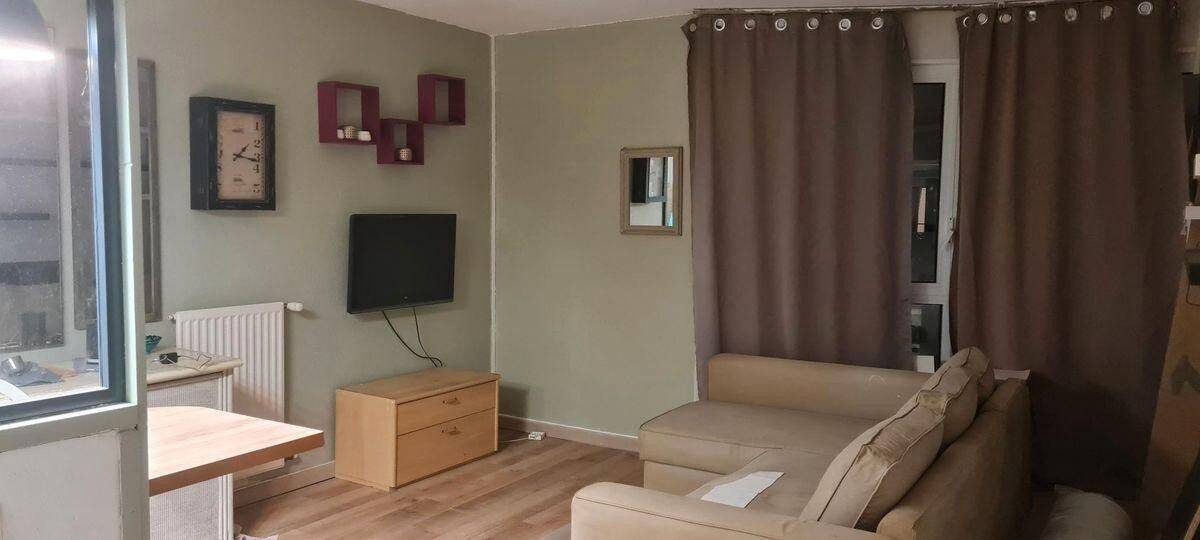 Appartement 1 pièce 28 m² · à Cergy · 28 m² · 750 €