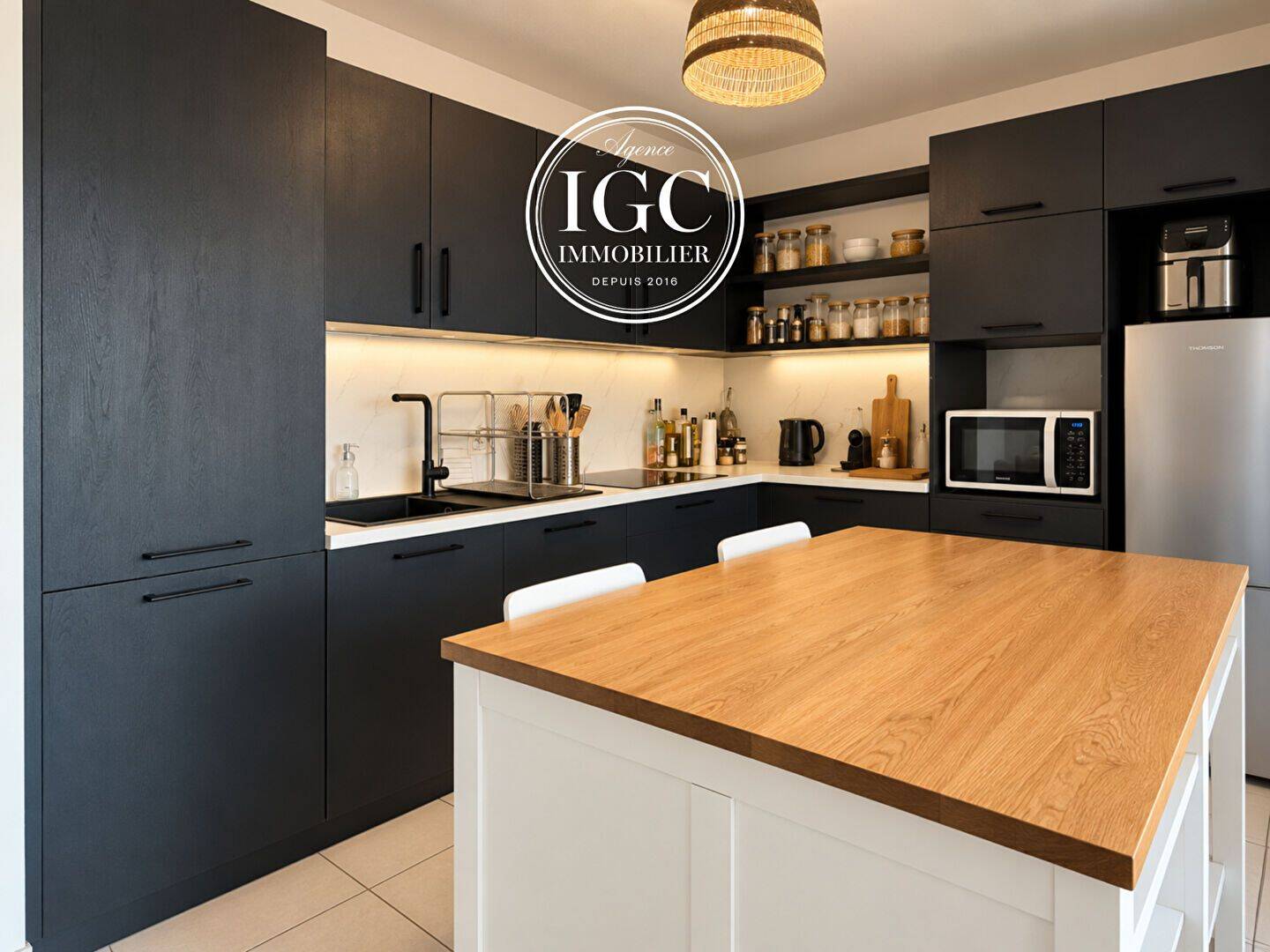 Appartement 3 pièces 57 m² · à Châteauneuf-les-Martigues · 57,3 m² · 1 085 €/mois