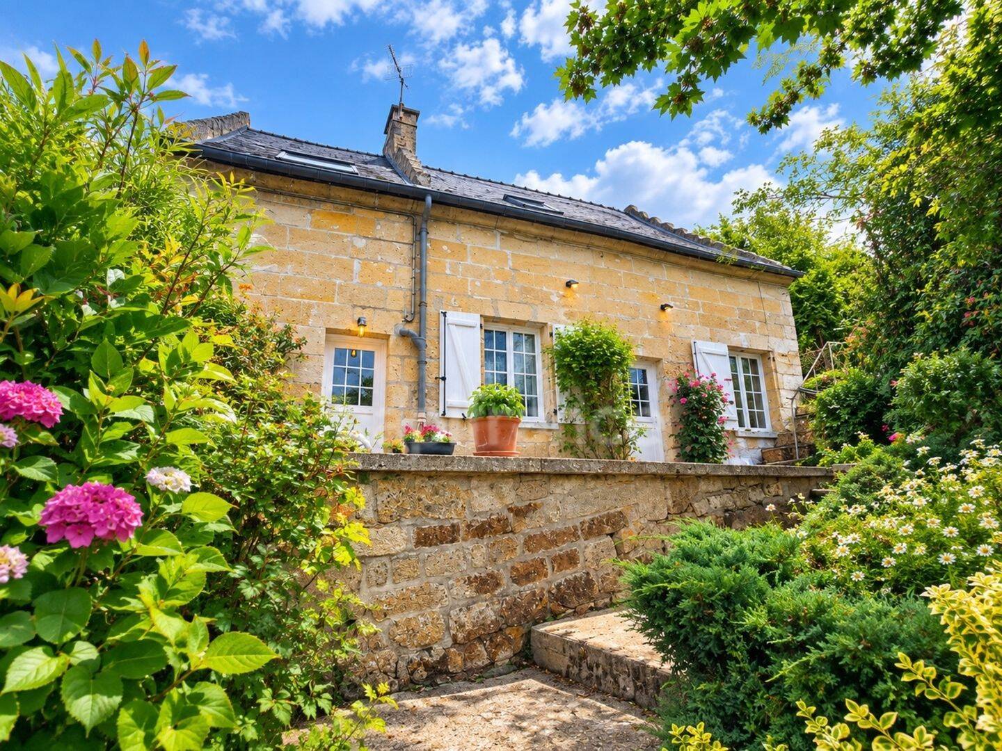Maison 6 pièces 104 m² · à Ressons-le-Long · 104 m² · 145 000 €