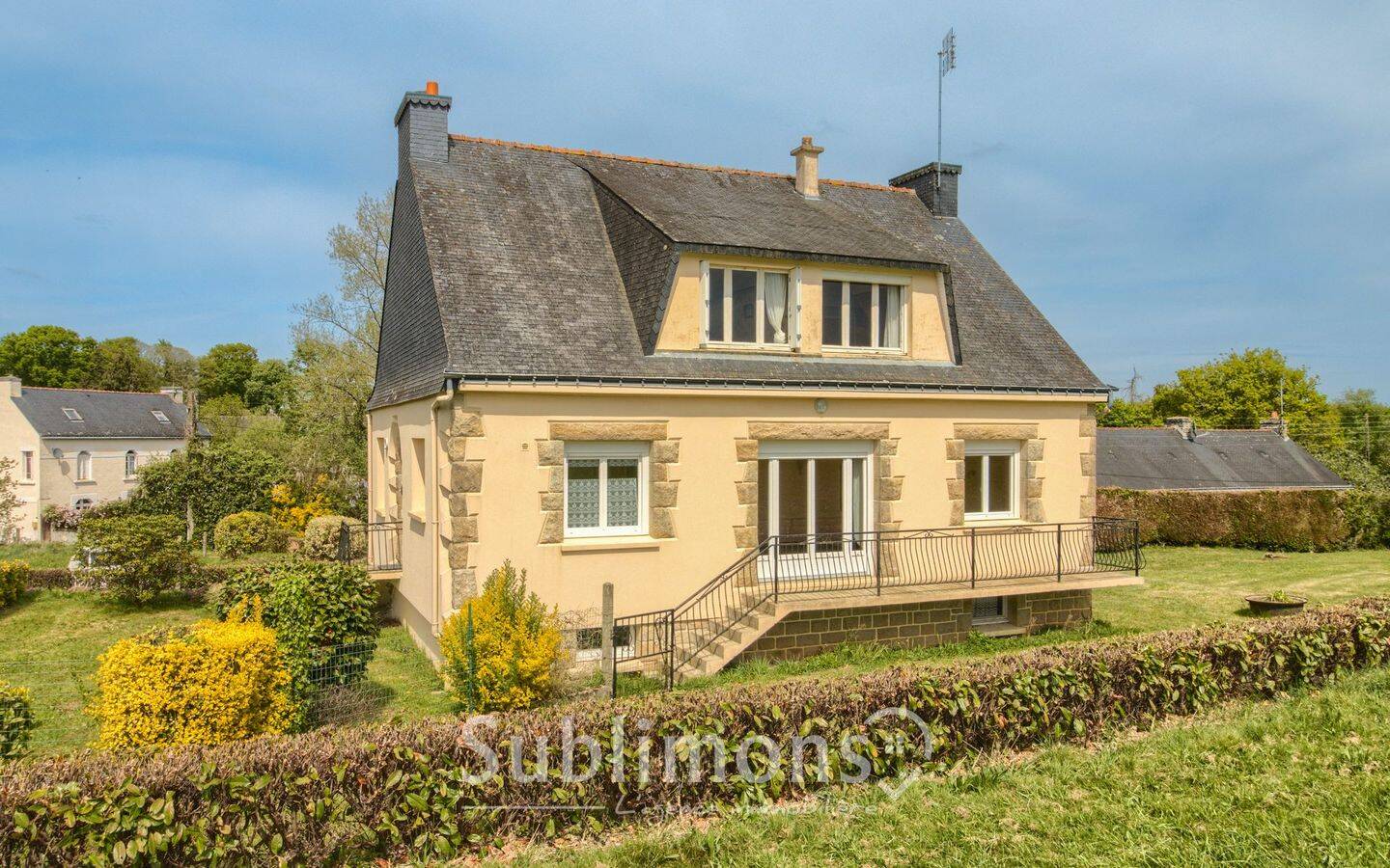 Maison 6 pièces 122 m² · à Saint-Caradec-Trégomel · 122 m² · 179 000 €