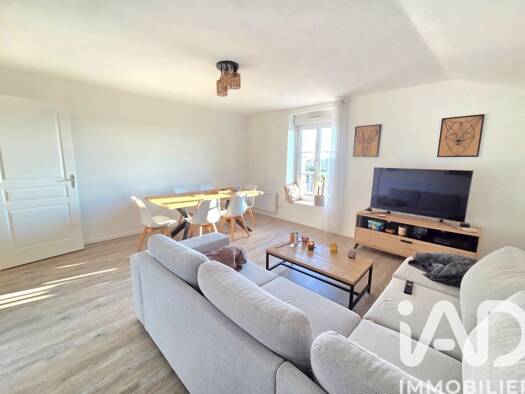 Duplex à vendre 146 000 € 3 pièces 2 chambres 83,7 m² Étage 3/4 Vieille Ville-Centre La Chapelle-Saint-Luc 10600