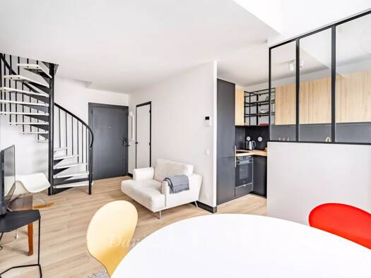 Appartement à vendre 690 000 € 3 pièces 2 chambres 53,3 m² Étage 9/9 Champerret-Berthier Paris 17ème arrondissement 75017