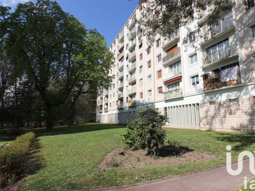 Appartement à vendre 218 000 € 5 pièces 3 chambres 87,8 m² Étage 2/7 Ouest Avon 77210