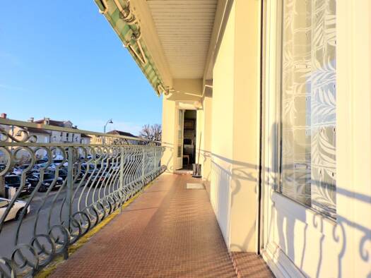 Maison à vendre 179 500 € 4 pièces 2 chambres 96,1 m² 144 m² de terrain Branne 33420