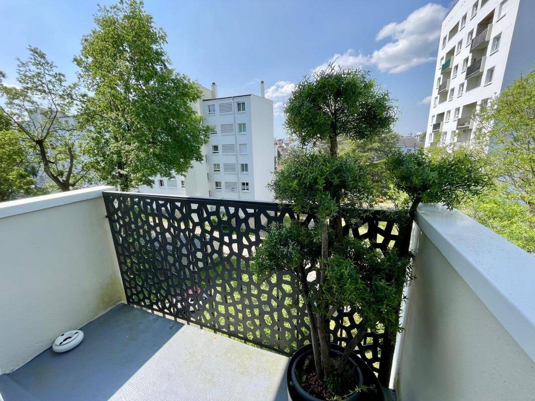 Appartement 3 pièces 77 m² · à Vannes · 76,5 m² · 242 050 €