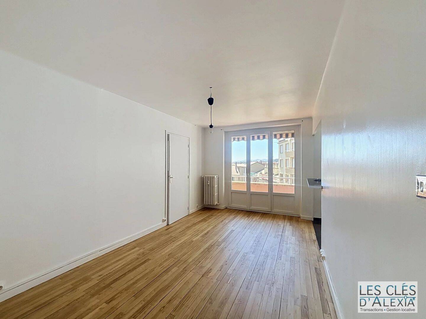 Appartement 3 pièces 54 m² · à Lyon 7ème Arrondissement · 54,2 m² · 1 150 €