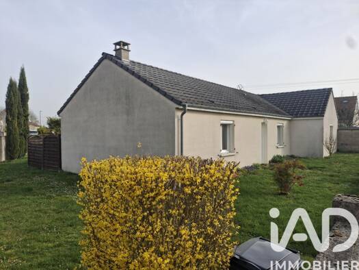 Maison de plain-pied à vendre 175 000 € 5 pièces 3 chambres 118 m² 572 m² de terrain Est Romilly-sur-Seine 10100