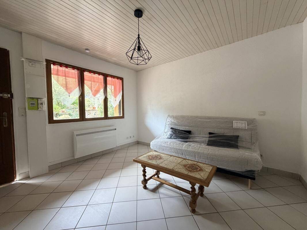 Appartement 1 pièce 22 m² · à Le Bourget-du-Lac · 22 m² · 486 €
