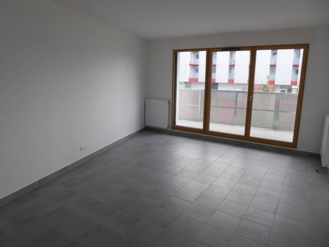 Appartement 2 pièces 57 m² · à Bègles · 57 m² · 917 €
